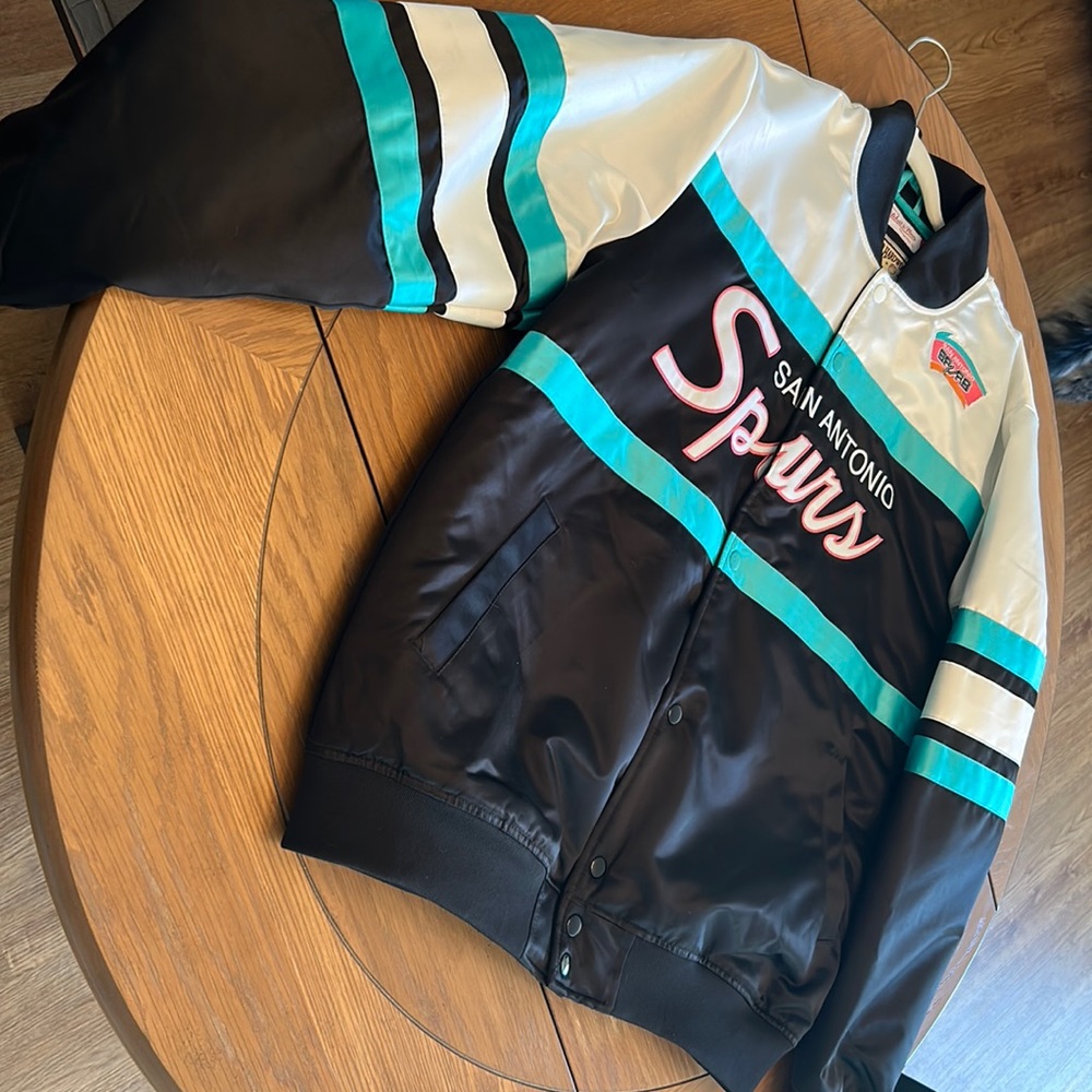 San Antonio Spurs bomber by Mitchell and Ness. Large